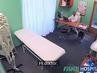 In questo video hardcore, una turista tetona riceve un creampie dal suo medico